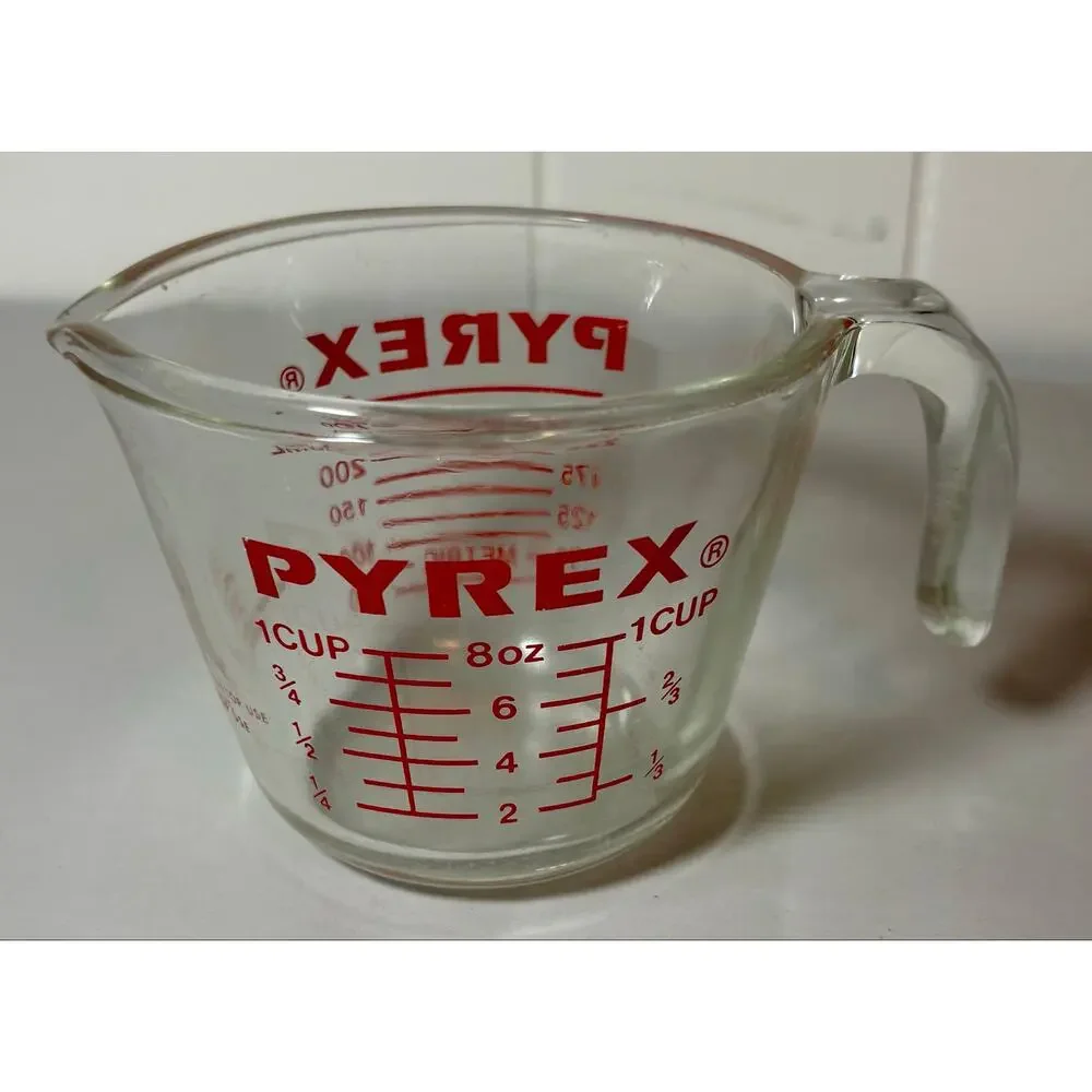 Vintage Pyrex Measuring Cup 1 Cup  508 Red Lettering J-Handle USA